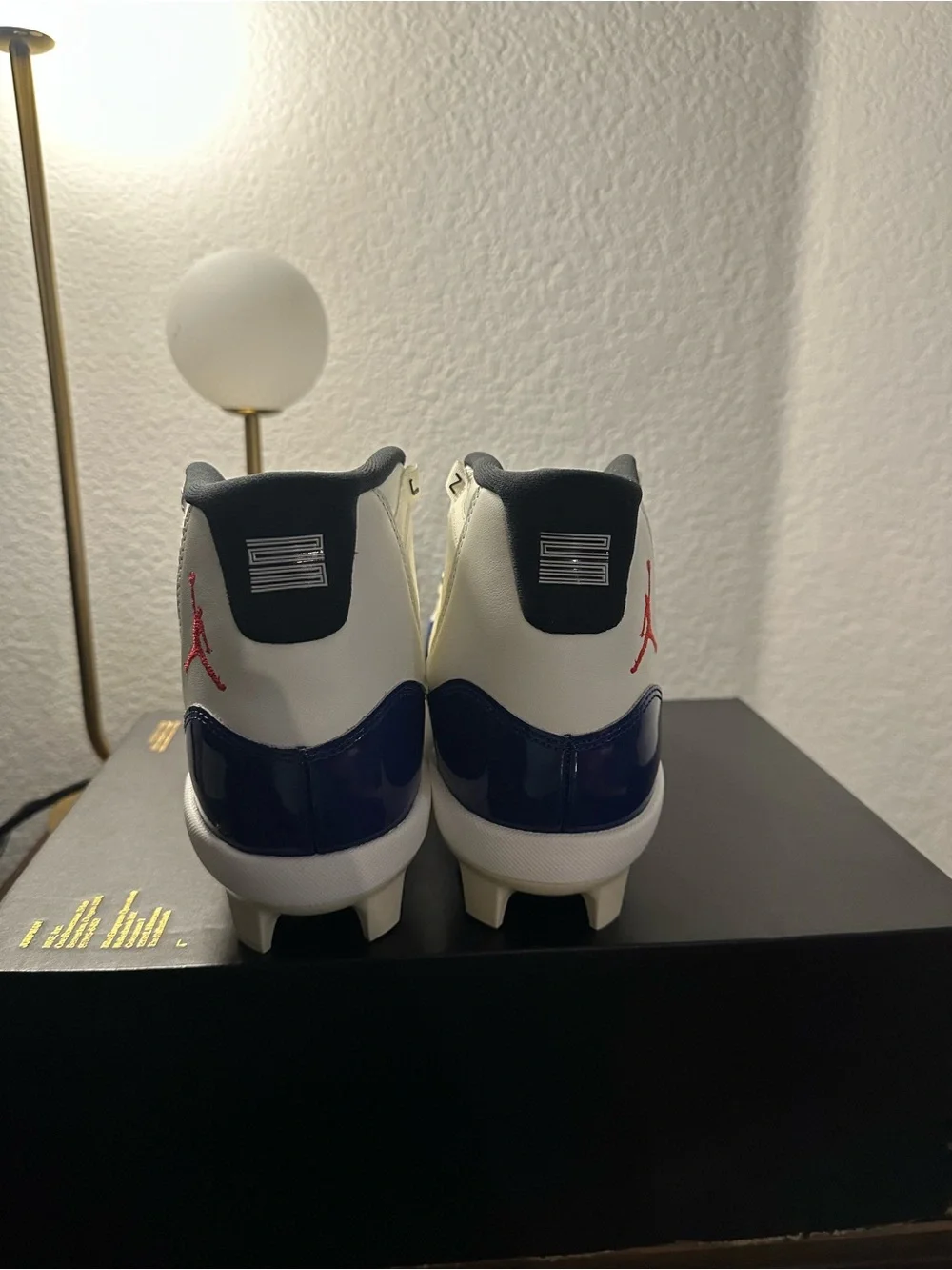 Jordan 11 Mid MCS Cleat Rare Air 10.5M